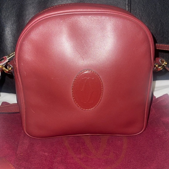 Cartier Handbags - Cartier VTG Authentic Must de Cartier Bordeaux Leather Crossbody Bag w/Dustbag